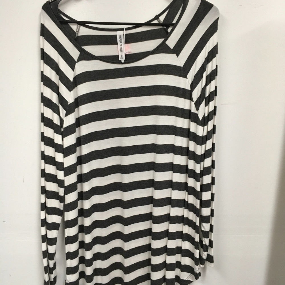 Grey  and White Tunic With Elbow Patches